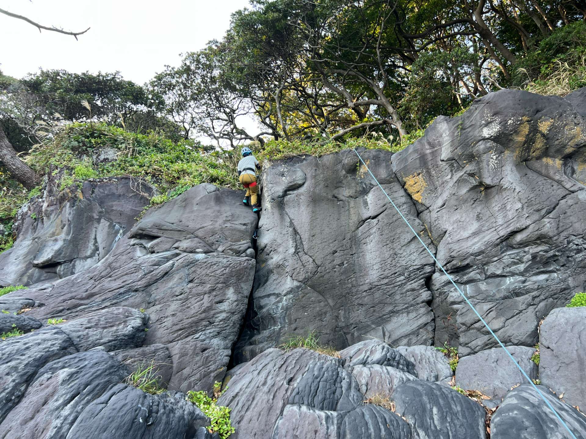 岩場バランス講習会☆城ケ崎海岸　「石田登山塾」コラボ企画♪