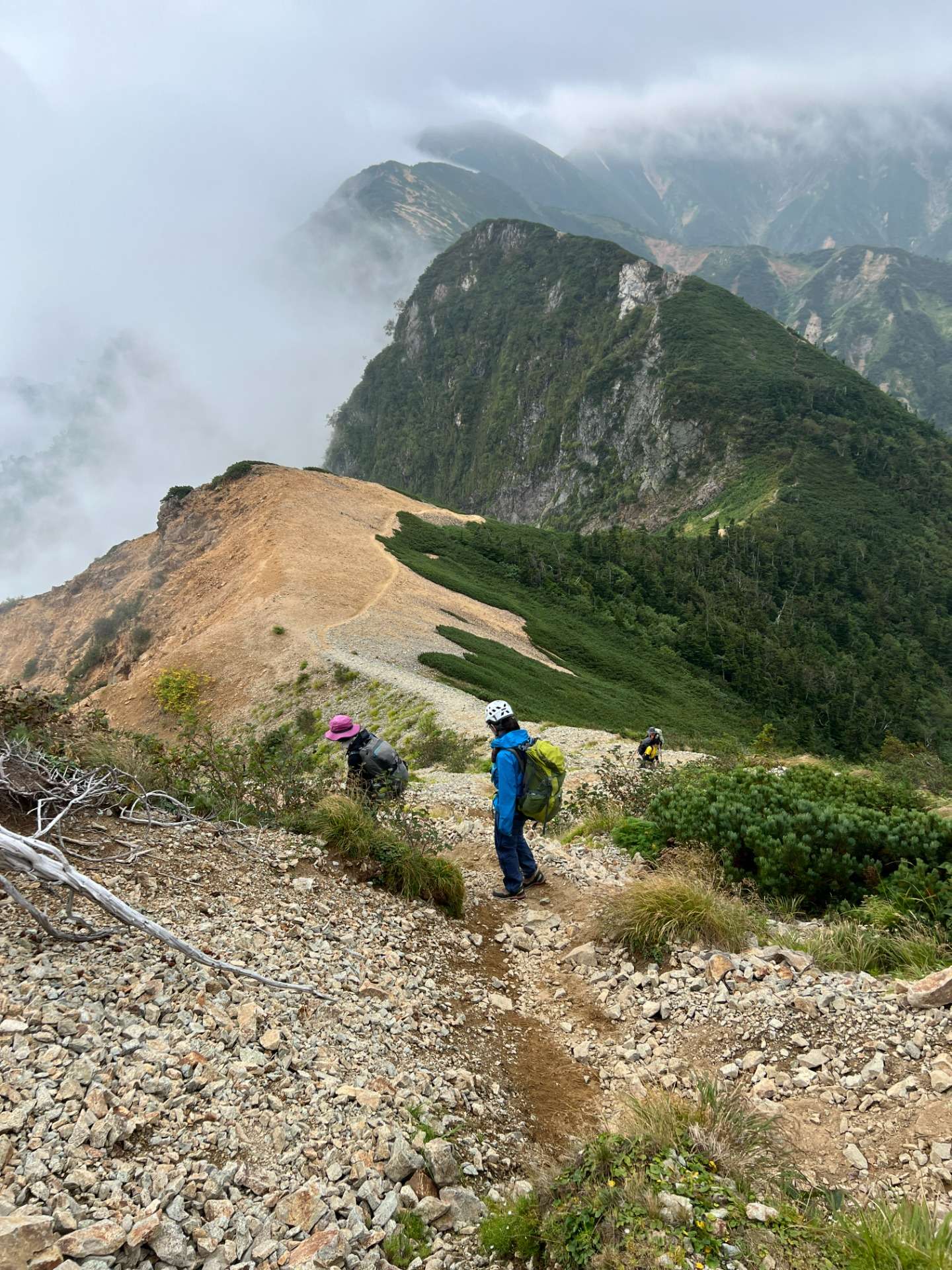 唐松岳☆牛首鎖場縦走